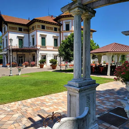 Hotel Villa Stucky-2